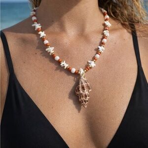 Ocean Muse Shell Necklace